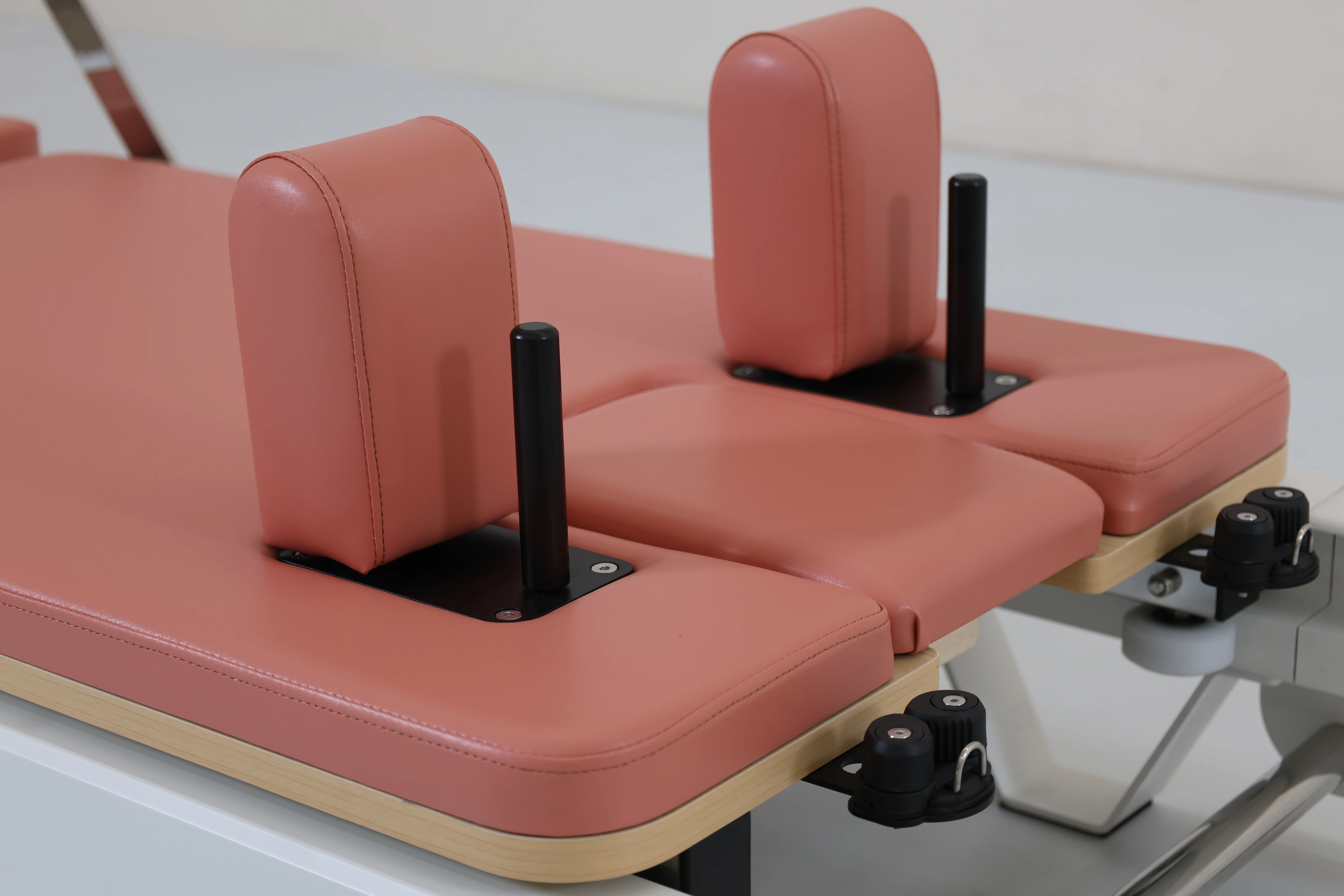 Hue Foldable Pilates Reformer - Moss - Image 16