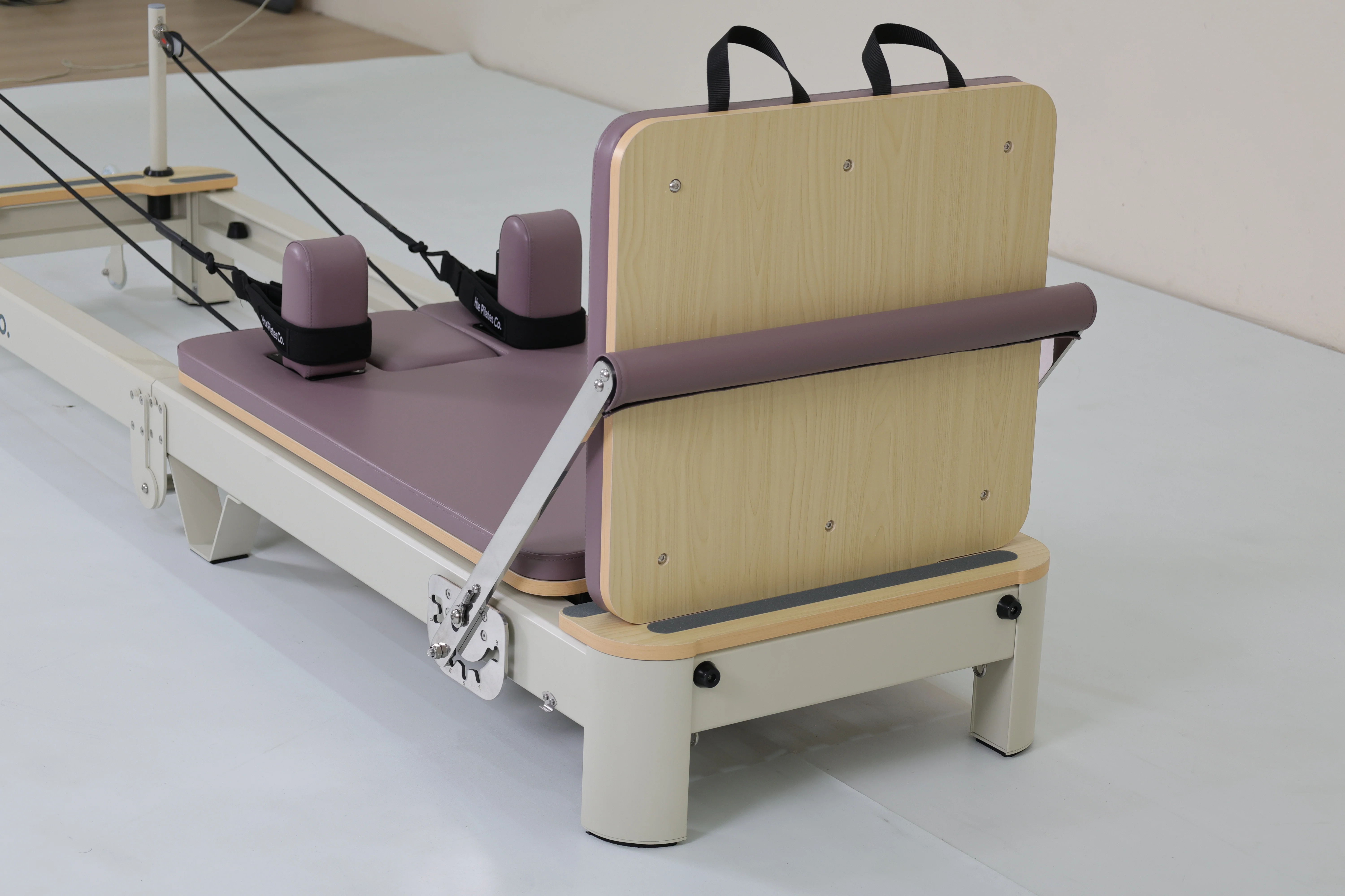 Hue Foldable Pilates Reformer - Moss - Image 29