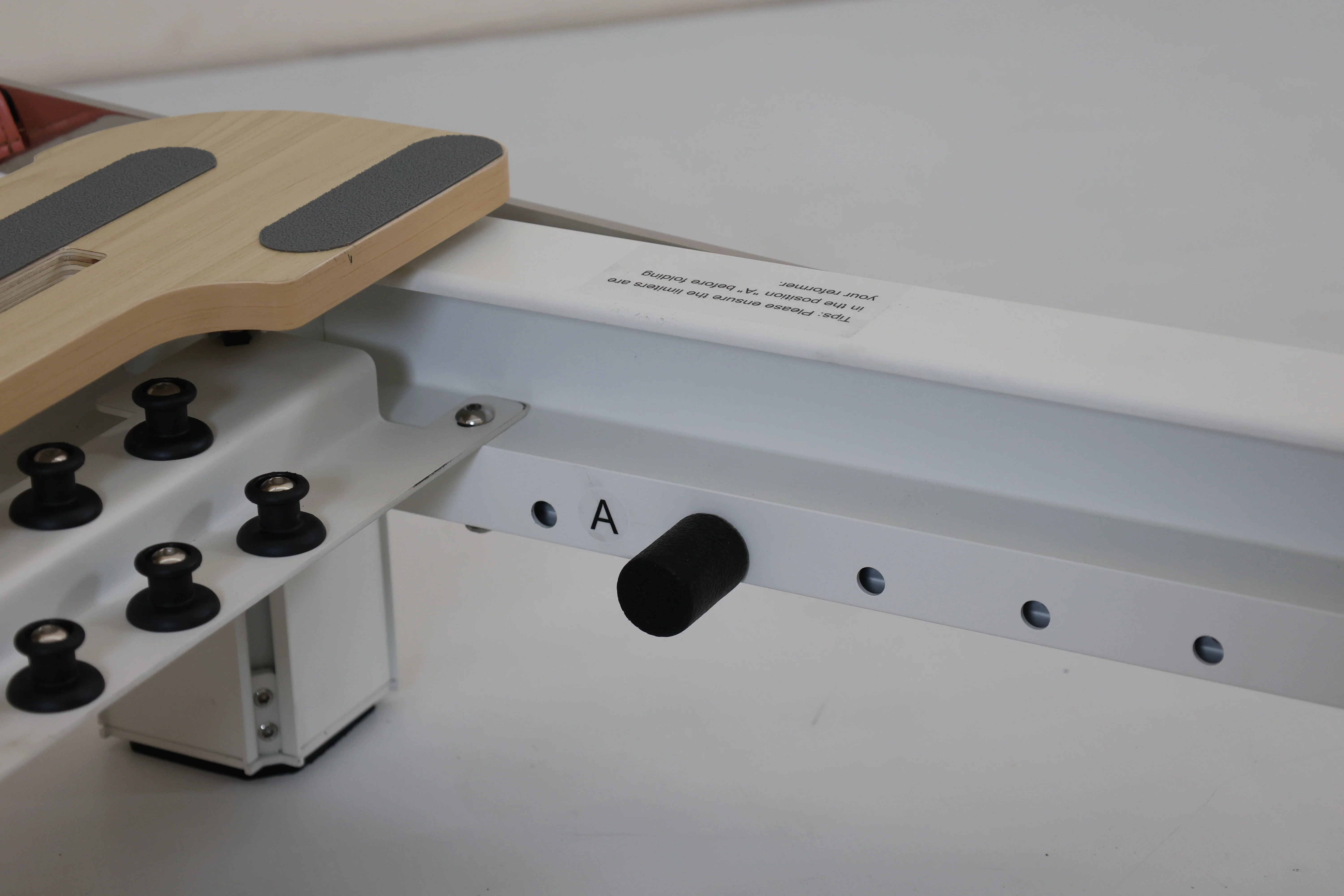 Hue Foldable Pilates Reformer - Moss - Image 31